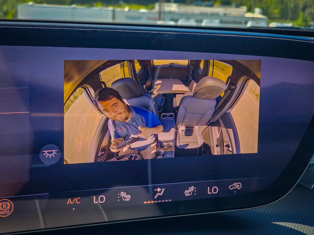 New 2027 Buick Enclave Preferred w/ Power Package AWD/4WD image 28