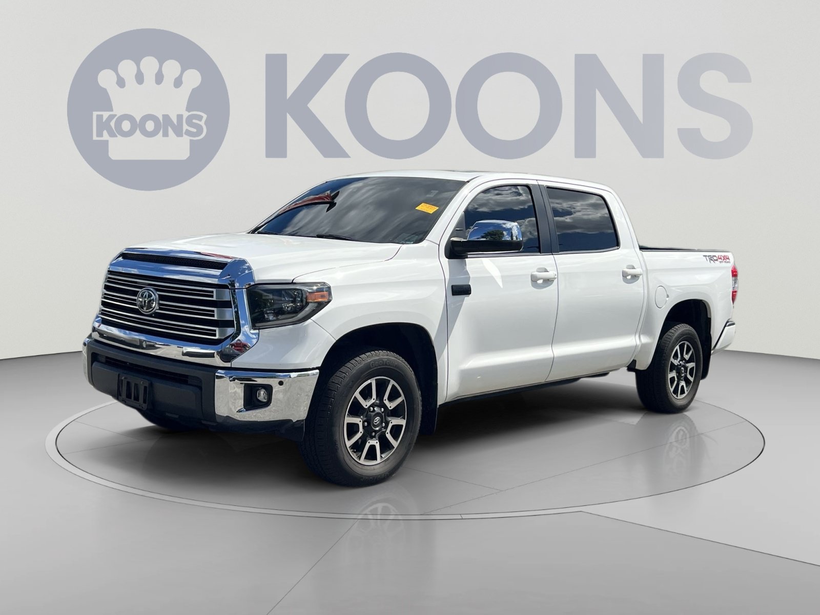 Used 2020 Toyota Tundra Limited w/ Limited Premium Package