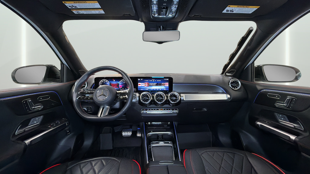 Used 2025 Mercedes-Benz GLB 250 image 30