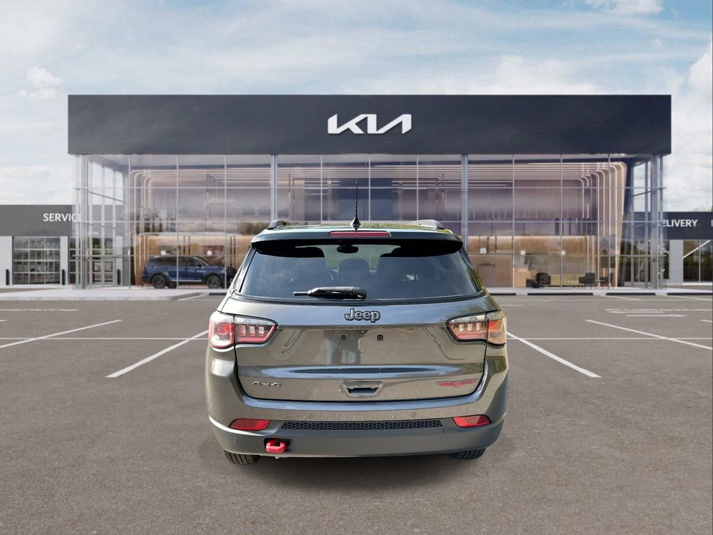 Used 2023 Jeep Compass Trailhawk image 7