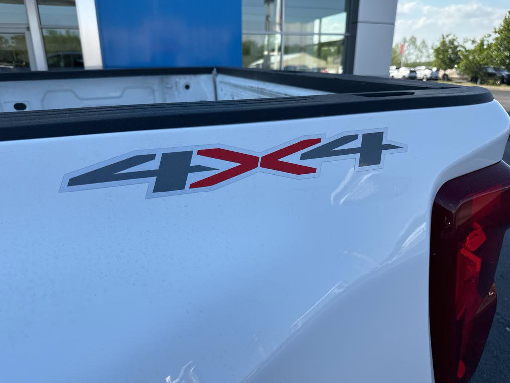 Used 2024 Chevrolet Silverado 3500 LTZ w/ LTZ Convenience Package image 8