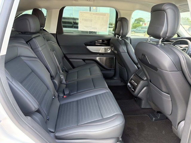New 2026 Lincoln Nautilus Reserve AWD/4WD image 22
