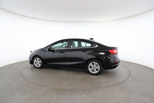 Used 2016 Chevrolet Cruze LT image 8