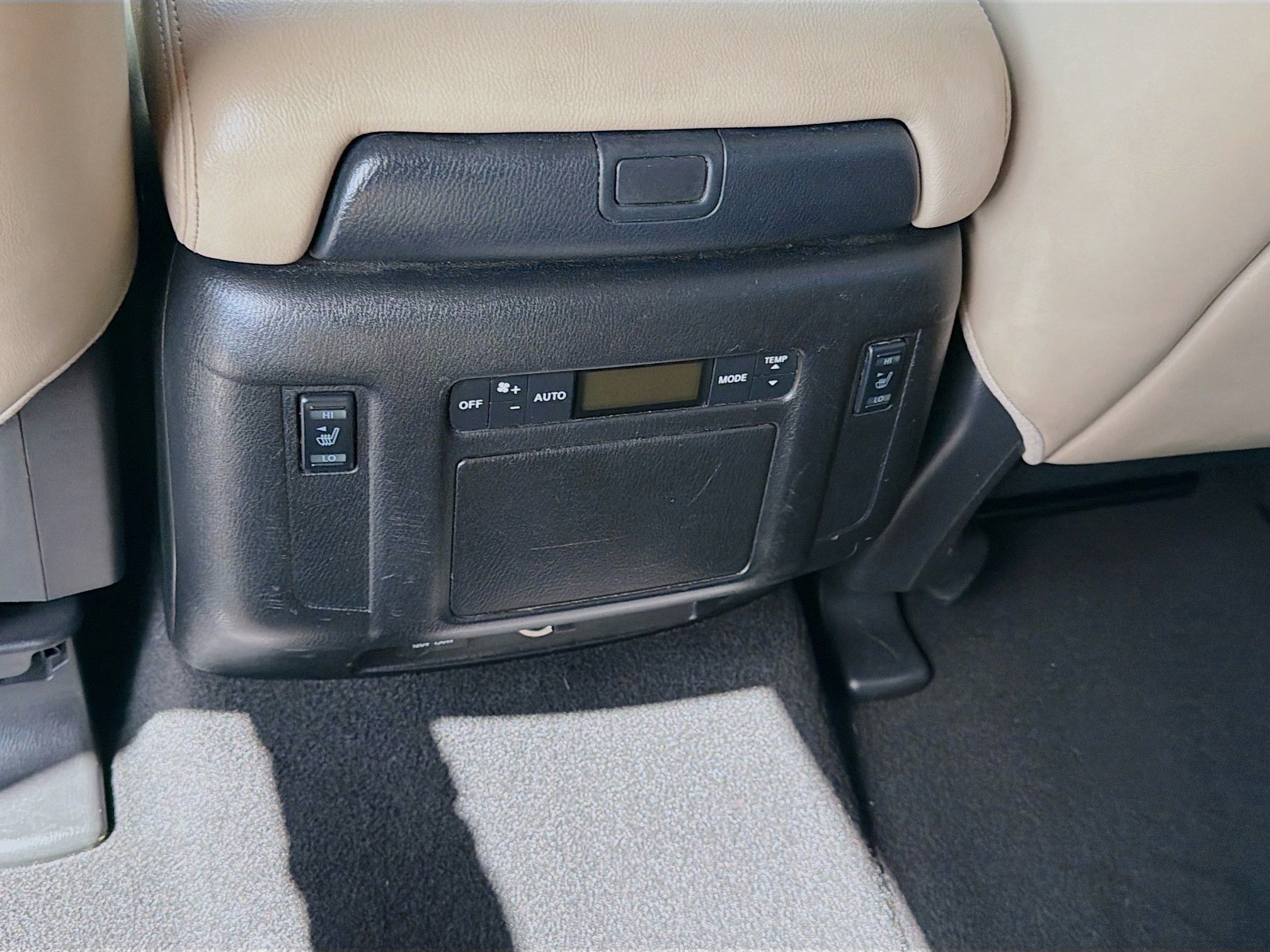 Used 2017 Nissan Armada Platinum RWD image 20