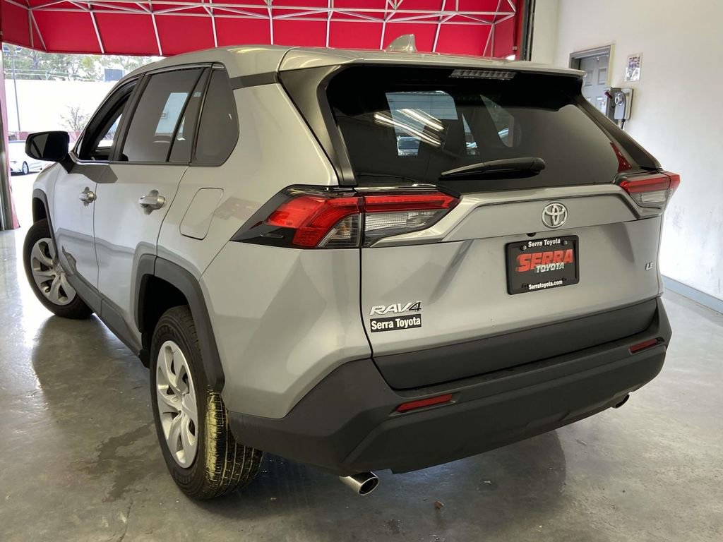 Used 2025 Toyota RAV4 LE image 5