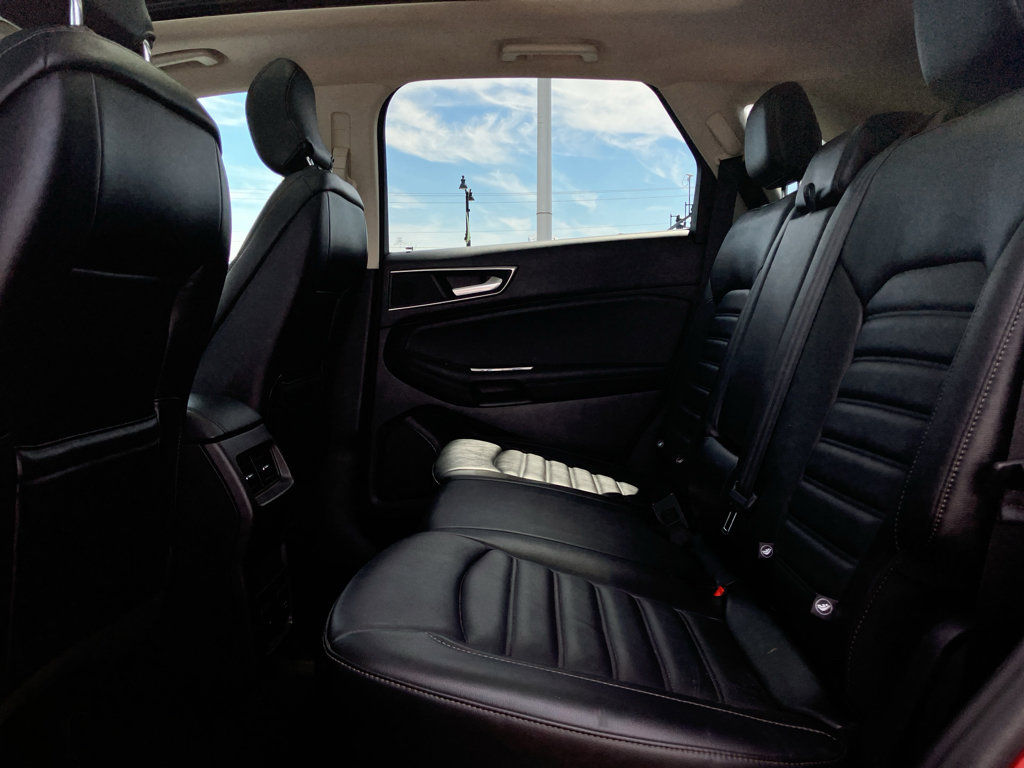 Used 2015 Ford Edge SEL w/ Equipment Group 201A image 30
