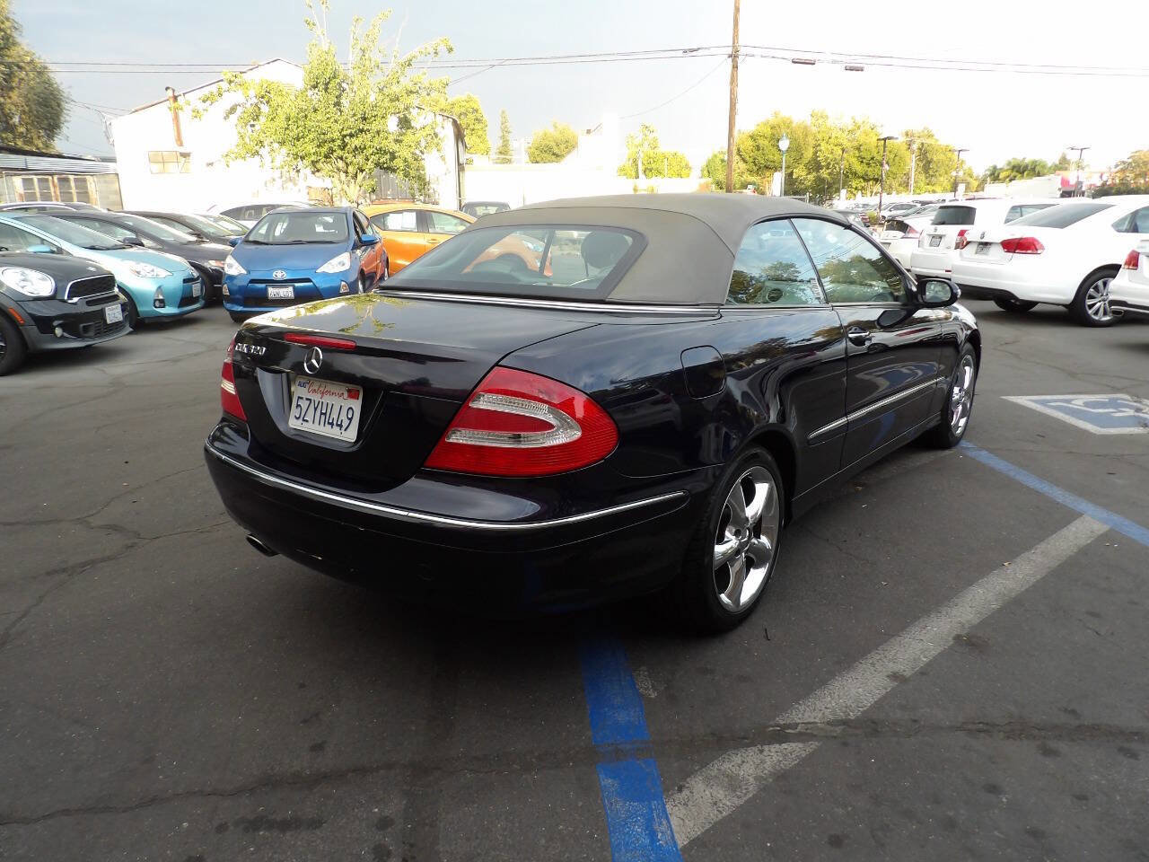 Used 2005 Mercedes-Benz CLK 320 Cabriolet image 3