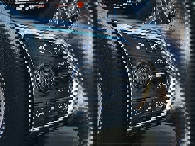 Certified 2023 Acura MDX FWD w/ Technology Package image 14