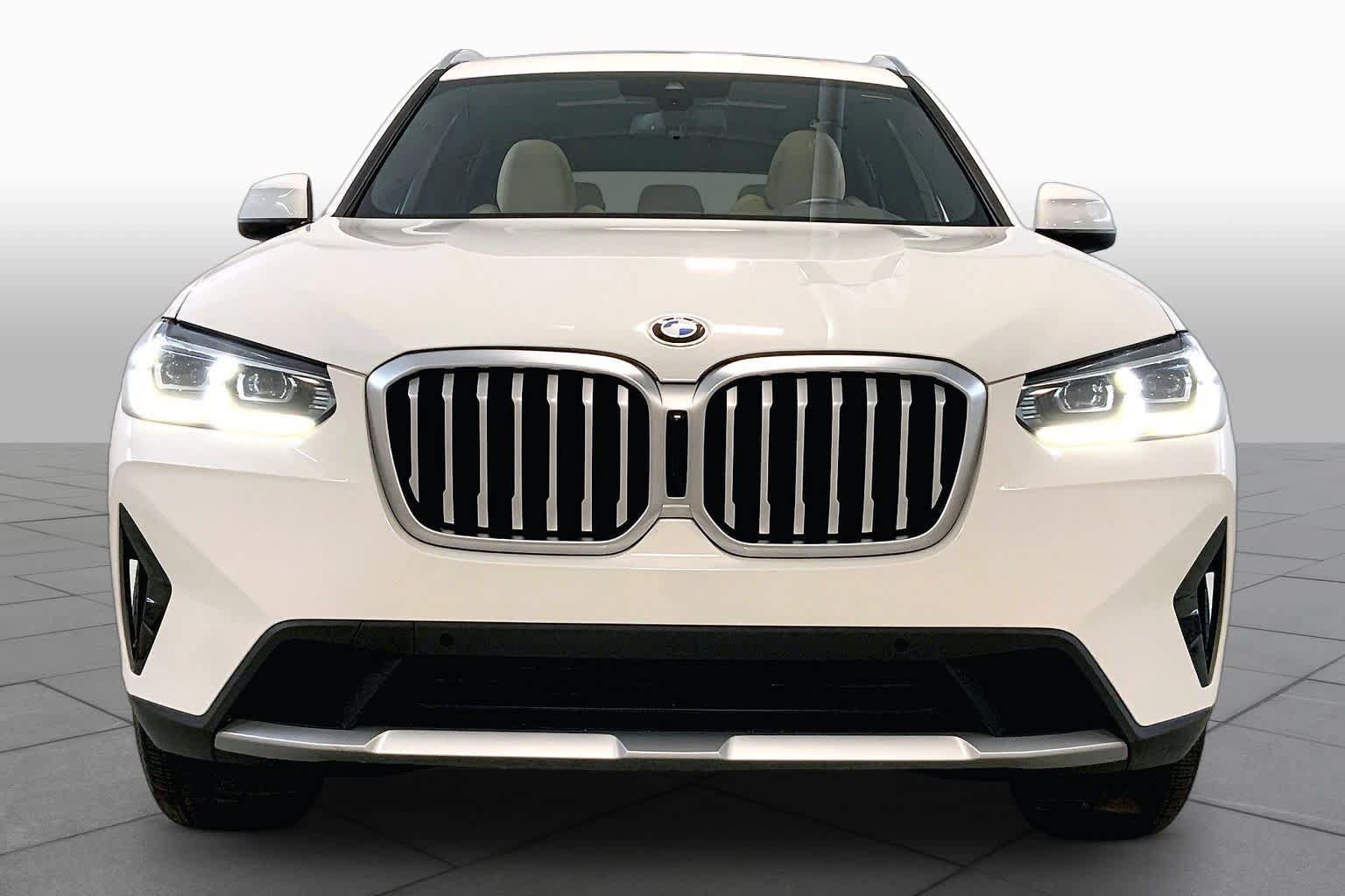 Used 2023 BMW X3 xDrive30i w/ Convenience Package AWD/4WD image 3