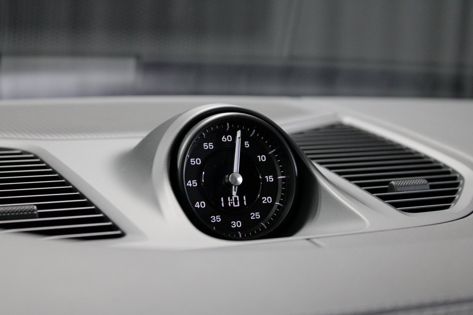 New 2026 Porsche Cayenne E-Hybrid Coupe image 34