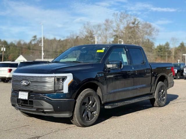 Used 2025 Ford F150 Lightning Lariat AWD/4WD image 10