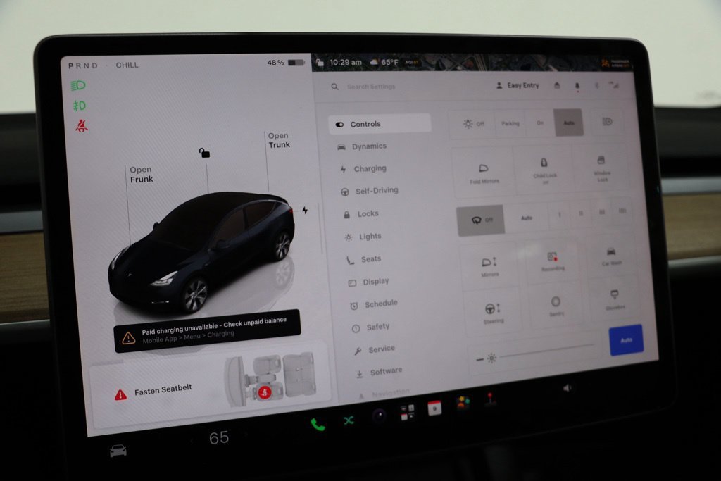 Used 2024 Tesla Model Y Long Range AWD/4WD image 24