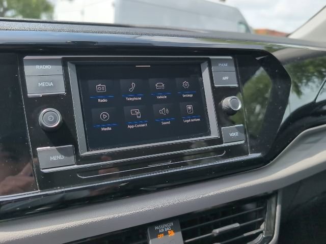 Used 2023 Volkswagen Taos S image 13