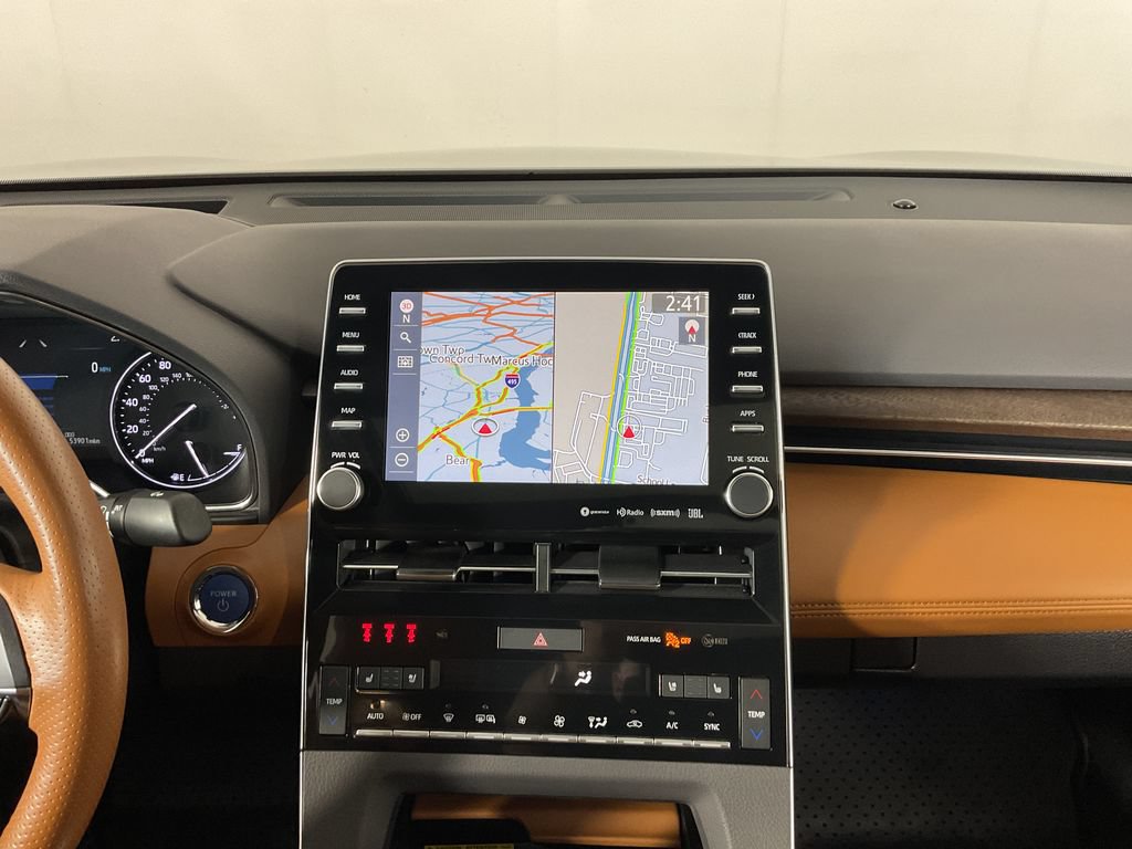Used 2021 Toyota Avalon Limited w/ Advanced Safety Package FWD image 14