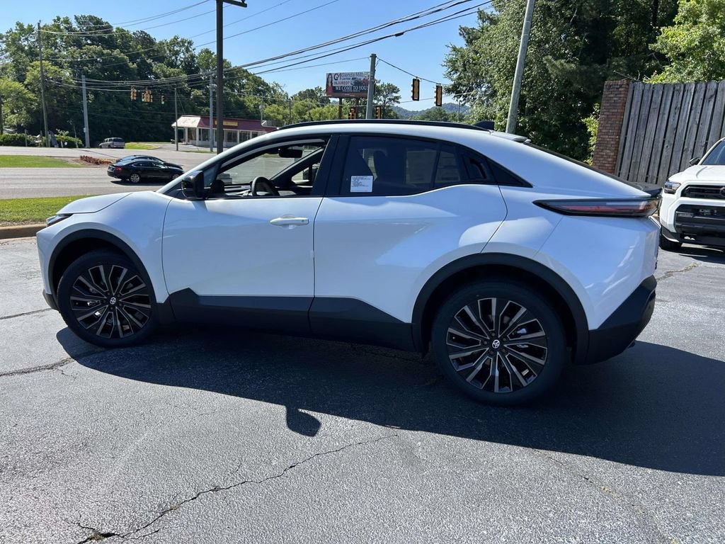 New 2026 Toyota C-HR AWD/4WD image 6