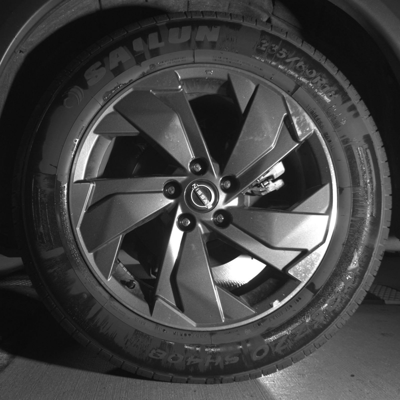 Used 2025 Nissan Rogue SV FWD image 17