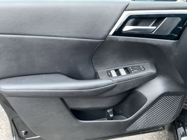 Used 2023 Mitsubishi Outlander SE image 21