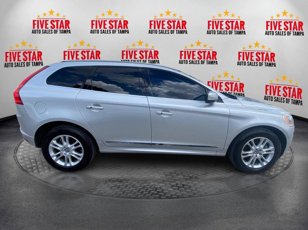 Used 2016 Volvo XC60 T5 Premier w/ Proximity Package FWD image 8