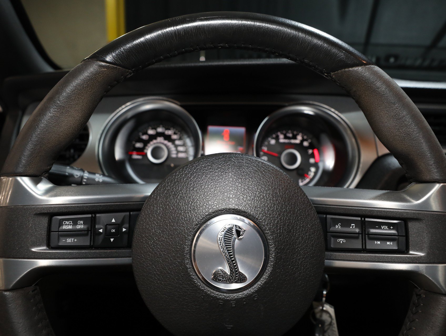 Used 2013 Ford Mustang Shelby GT500 RWD image 66
