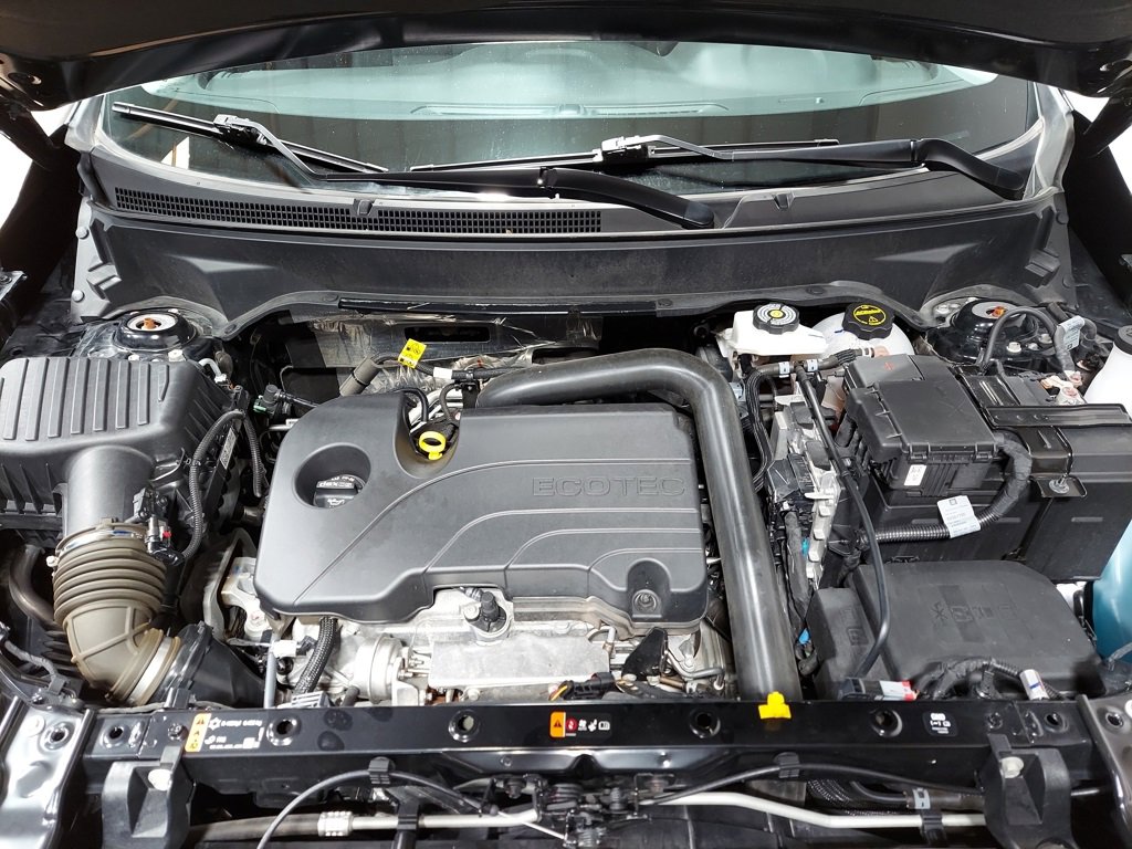 Used 2024 GMC Terrain SLT image 11