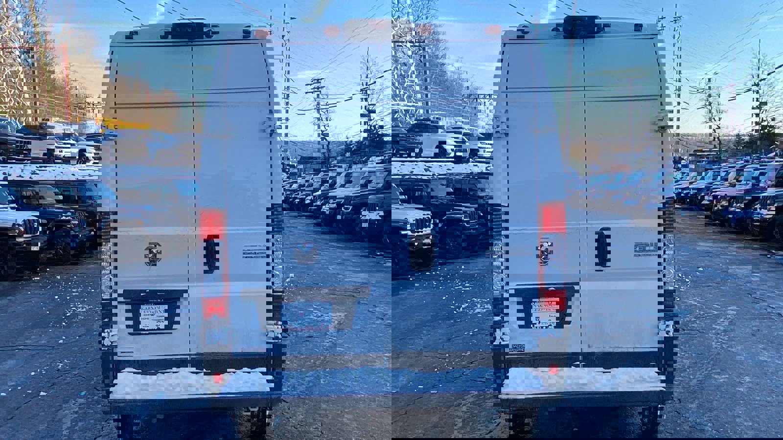 Used 2025 RAM ProMaster 2500 w/ Storage Group image 19