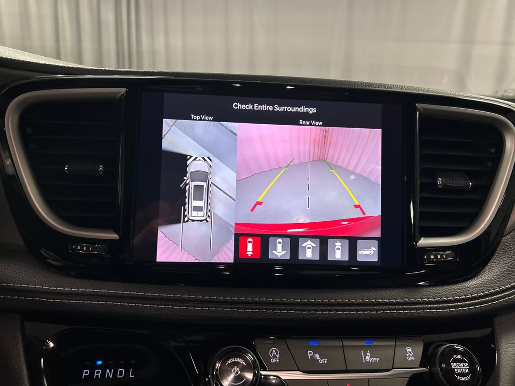 New 2026 Chrysler Pacifica Select w/ S Appearance Package FWD image 16