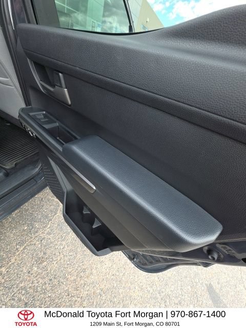 Used 2025 Toyota Tacoma TRD Off-Road AWD/4WD image 19