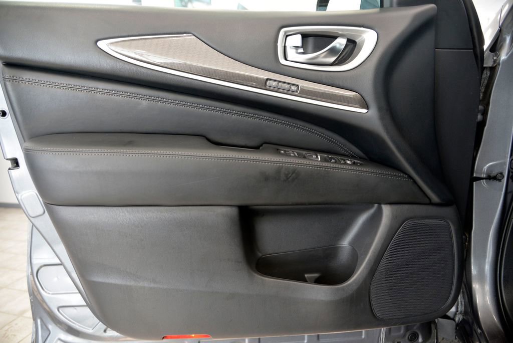 Used 2017 INFINITI QX60 AWD w/ Premium Plus Package image 14