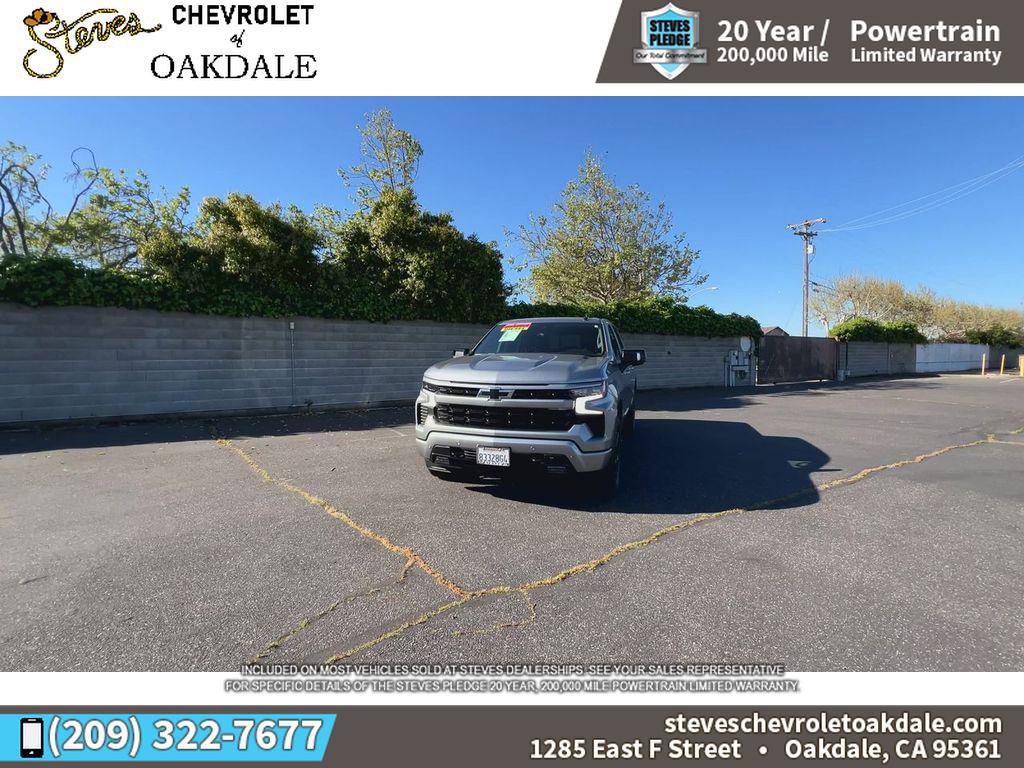 Used 2025 Chevrolet Silverado 1500 RST w/ Dark Appearance Package image 4