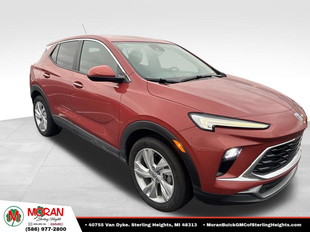 Certified 2024 Buick Encore GX Preferred w/ Comfort Package FWD image 3