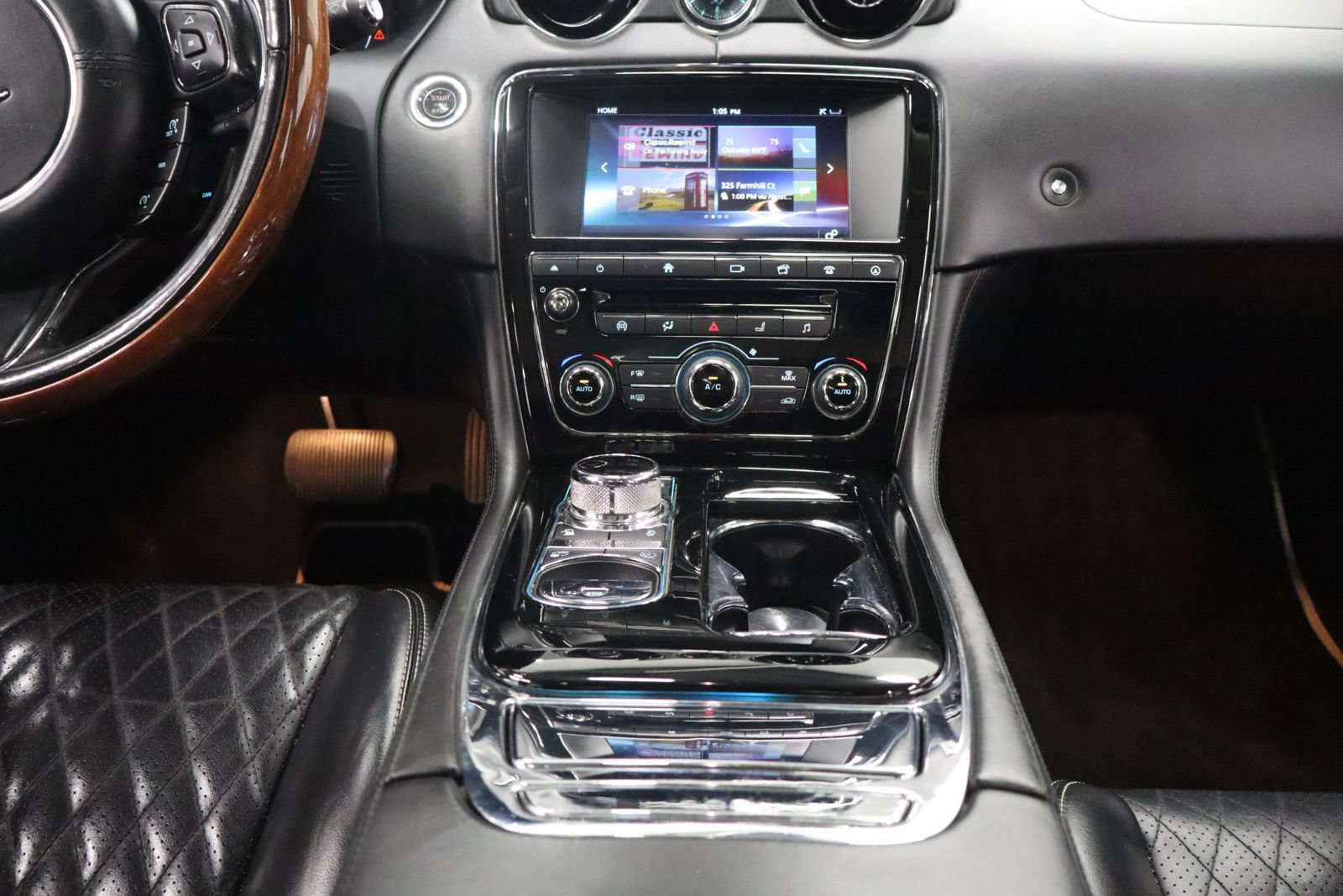 Used 2016 Jaguar XJ L Portfolio AWD/4WD image 27