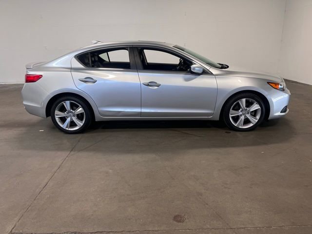 Used 2015 Acura ILX w/ Premium Package image 2