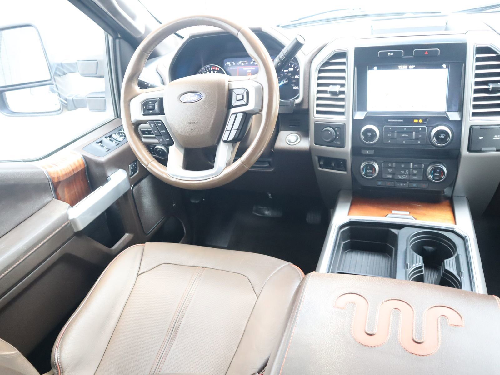 Used 2017 Ford F250 King Ranch w/ Chrome Package image 26