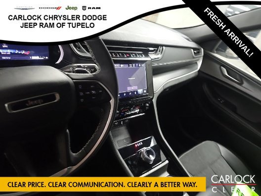 Used 2023 Jeep Grand Cherokee Altitude AWD/4WD image 9