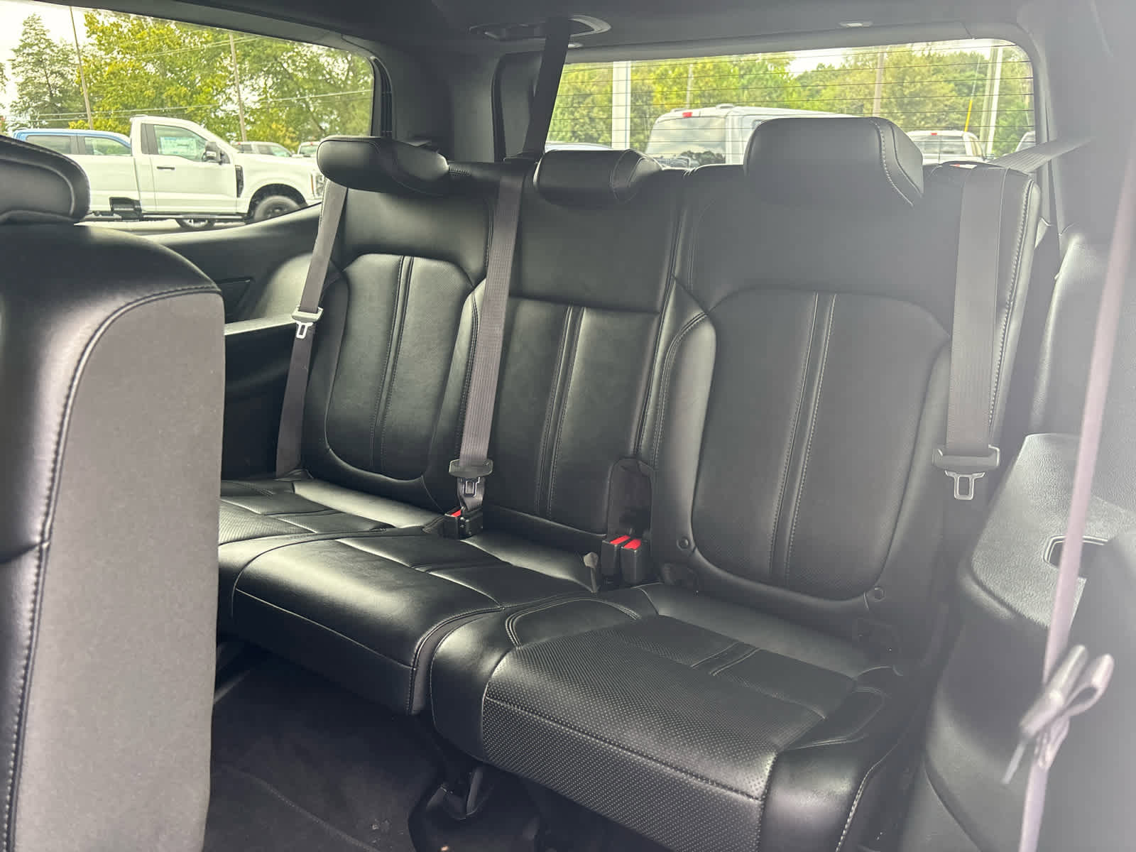 Used 2024 Jeep Wagoneer Series II w/ Flexible Seating Group image 20