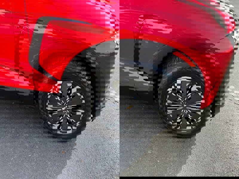 Used 2024 Chevrolet Blazer EV LT image 12