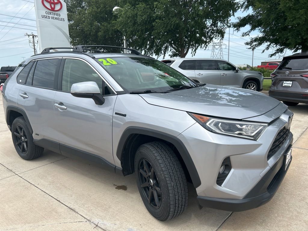 Used 2020 Toyota RAV4 XLE w/ Convenience Package AWD/4WD image 3