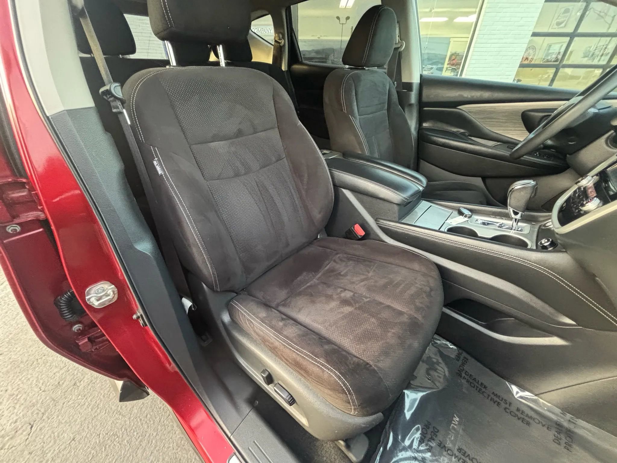 Used 2017 Nissan Murano SV image 11