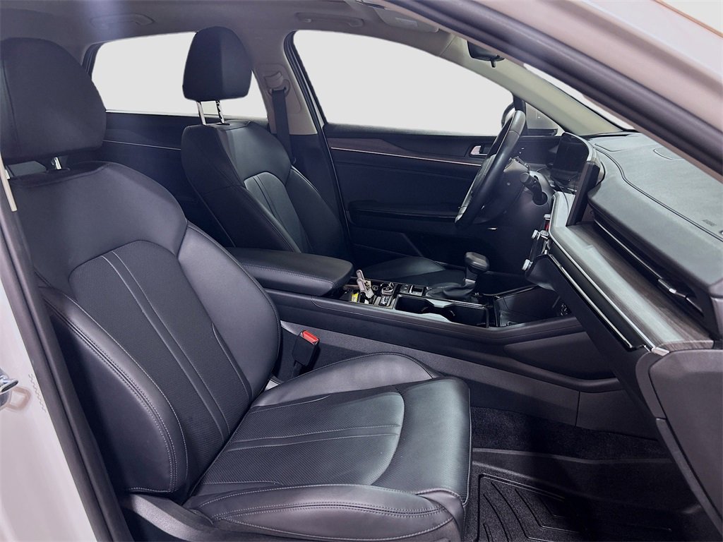 Used 2025 Kia K5 EX image 28