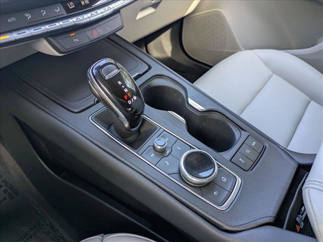 Used 2020 Cadillac XT4 Luxury w/ LPO, Premium Carpet Package FWD image 12