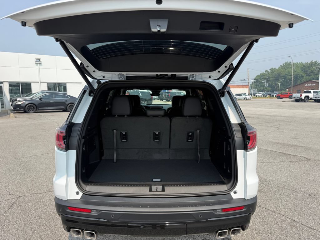 New 2026 GMC Acadia AT4 w/ Luxury Package AWD/4WD image 23
