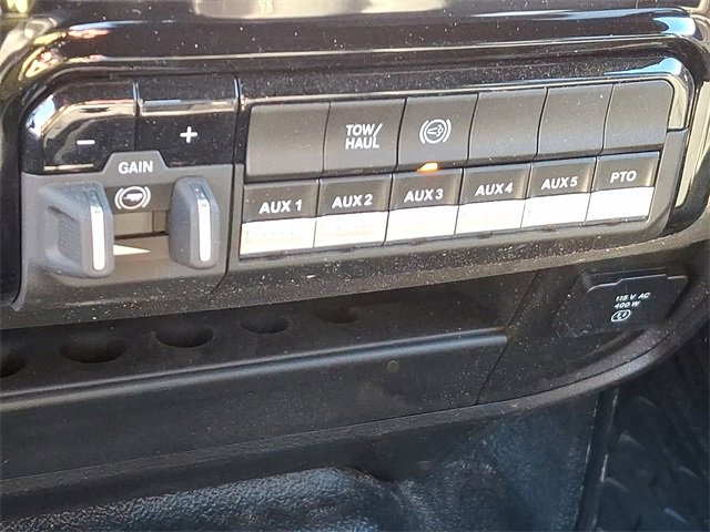 Used 2025 RAM 5500 Tradesman image 15