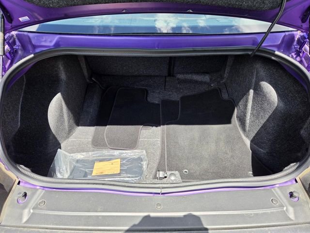 Used 2023 Dodge Challenger R/T w/ Plus Package RWD image 27