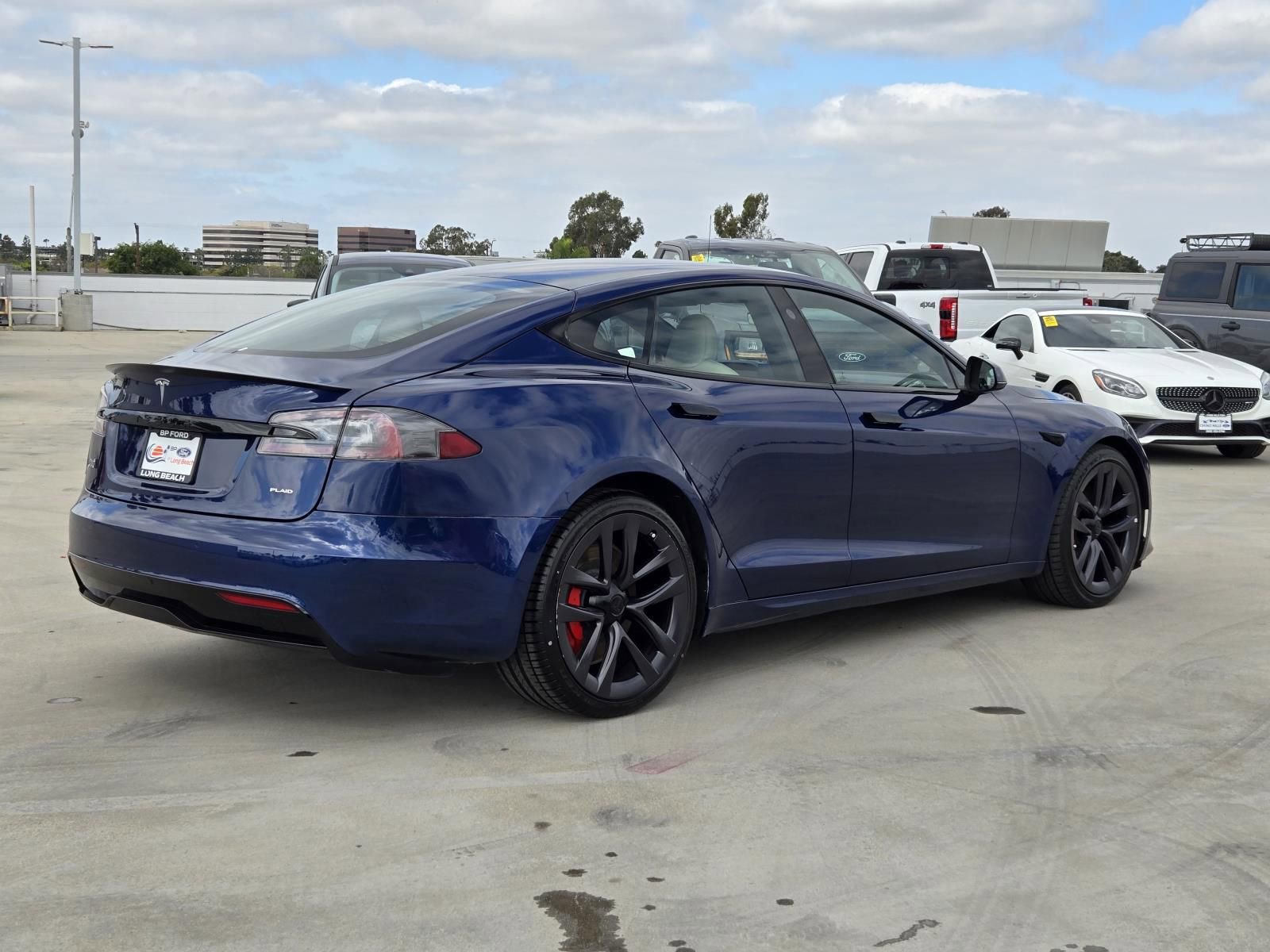 Used 2021 Tesla Model S Plaid image 4