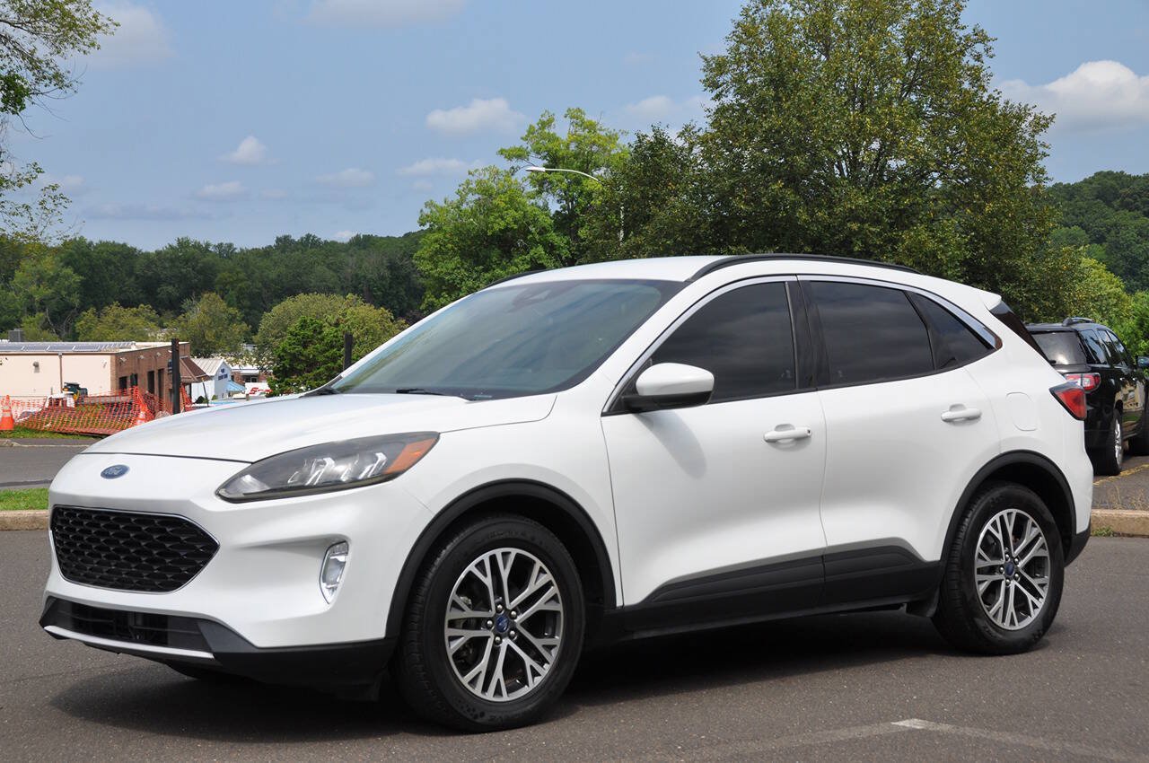 Used 2020 Ford Escape SEL FWD image 2
