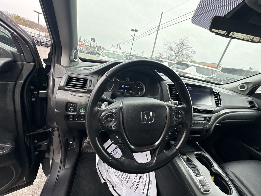 Used 2023 Honda Ridgeline RTL-E image 11