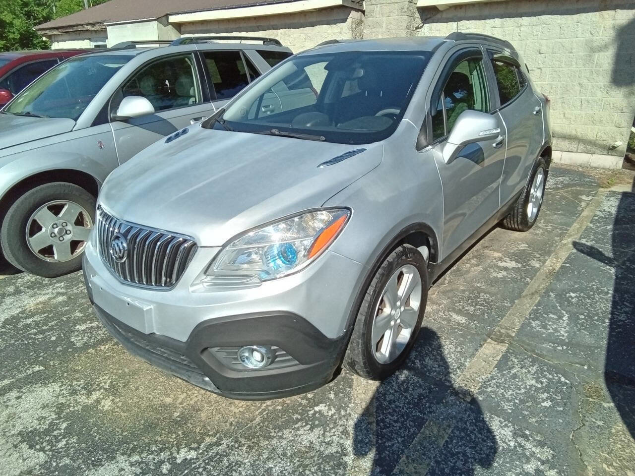 Used 2015 Buick Encore FWD image 1