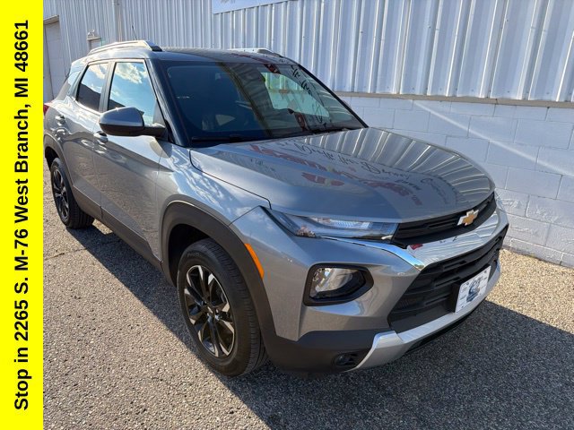 Used 2023 Chevrolet TrailBlazer LT w/ Convenience Package AWD/4WD image 7