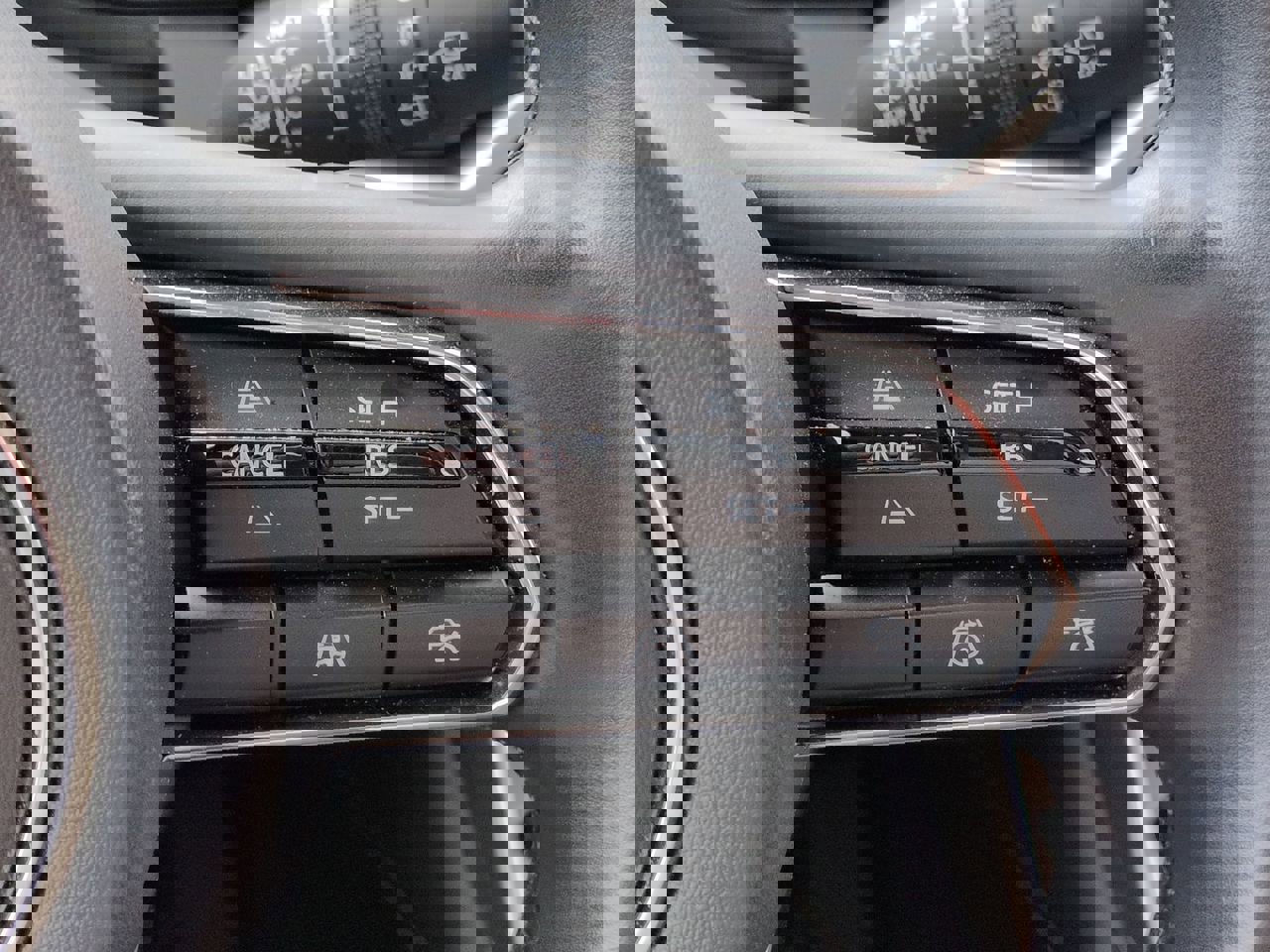 Certified 2025 MAZDA CX-70 Plug-In Hybrid w/ Premium Pkg image 24