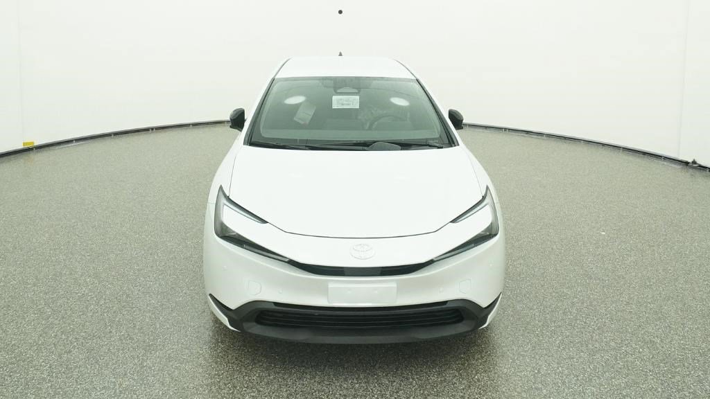 New 2026 Toyota Prius LE image 2